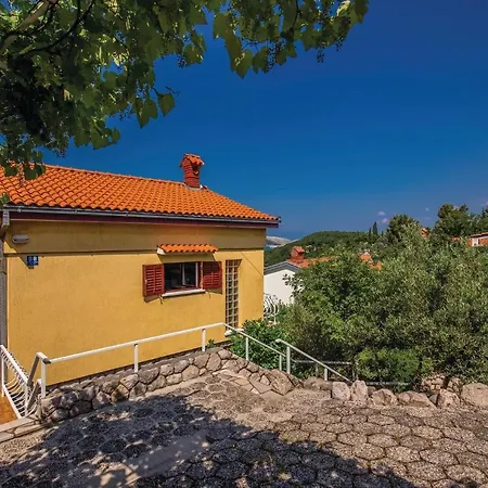 Beautiful In With 3 Bedrooms And Wifi Vikendica *