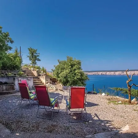 Vikendica Beautiful In With 3 Bedrooms And Wifi Jadranovo
