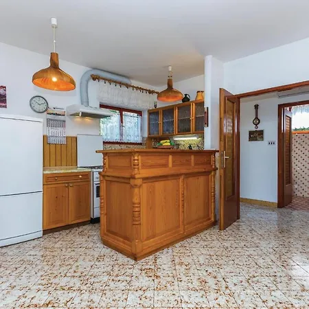 Beautiful In With 3 Bedrooms And Wifi * Jadranovo